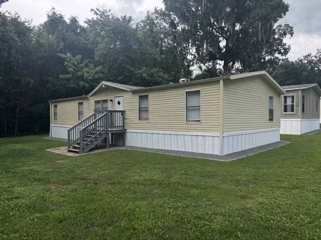 Lot 3 exterior