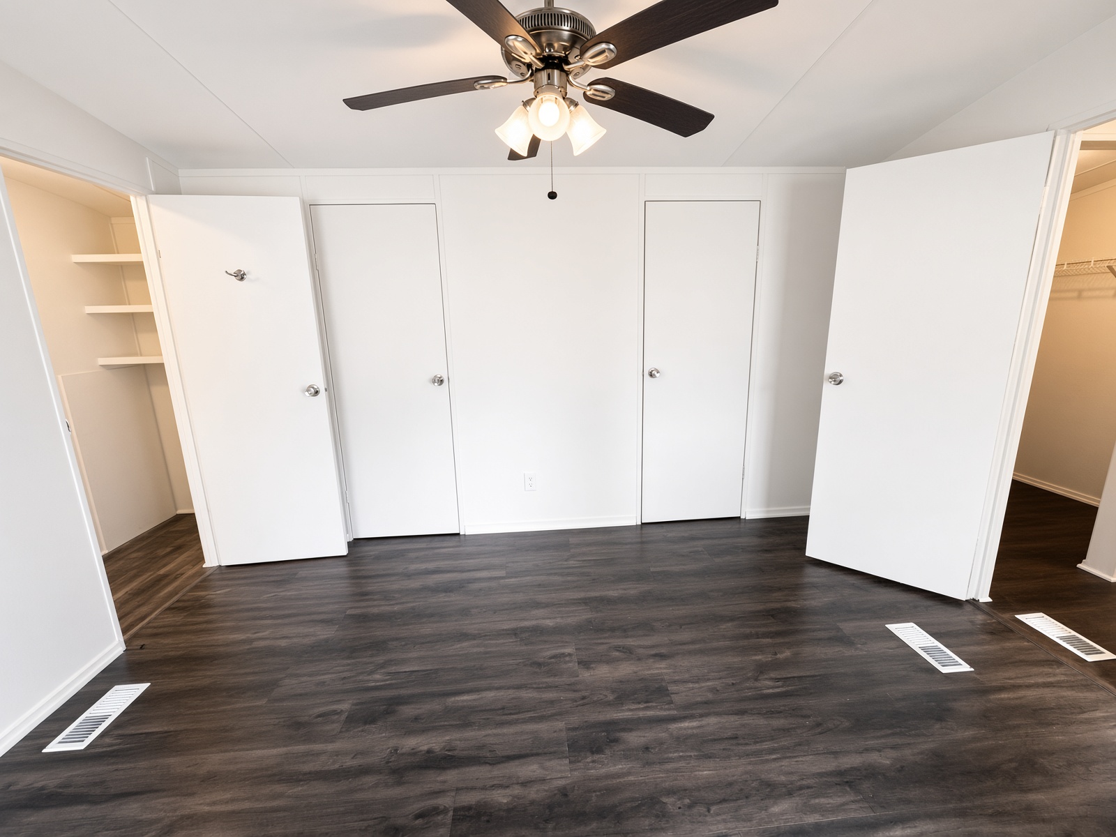 Ocala Landing Lot 6 Master Bedroom with 2 Closets